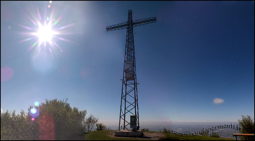 28 Panorama verso la pianura dal Canto alto.jpg